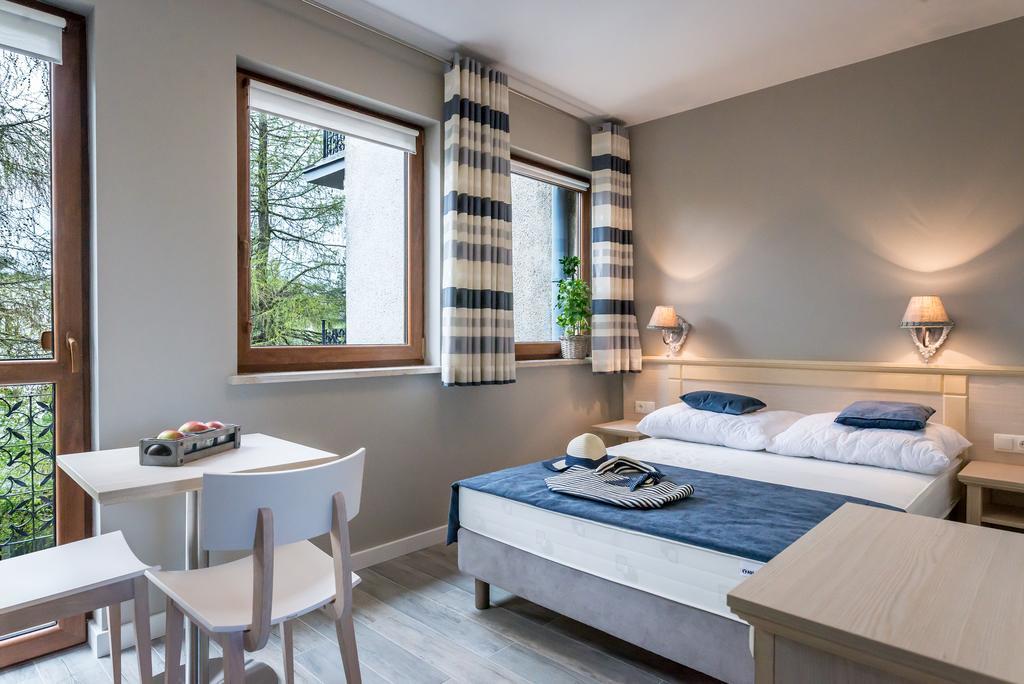 Farys Hotel Jastrzębia Góra Екстериор снимка