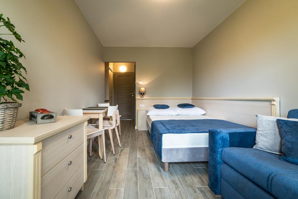Farys Hotel Jastrzębia Góra Екстериор снимка