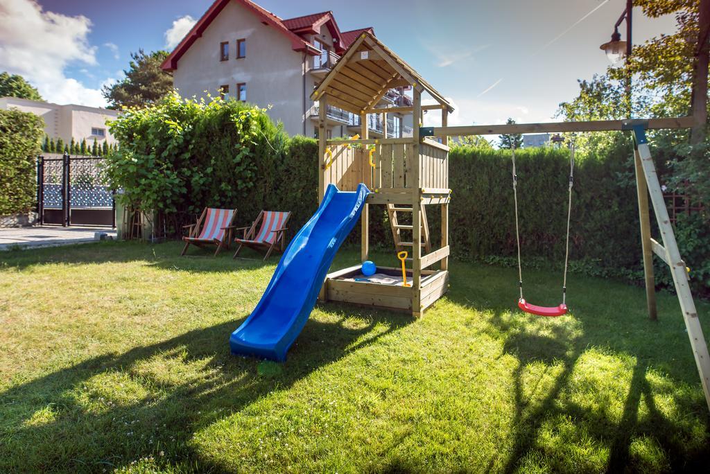 Farys Hotel Jastrzębia Góra Екстериор снимка